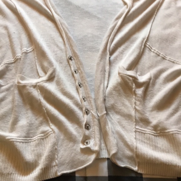 $128 FREE PEOPLE White DAYS LIKE THIS Oversized Cardigan Shrug Batwing Sweater M - Picture 11 of 15